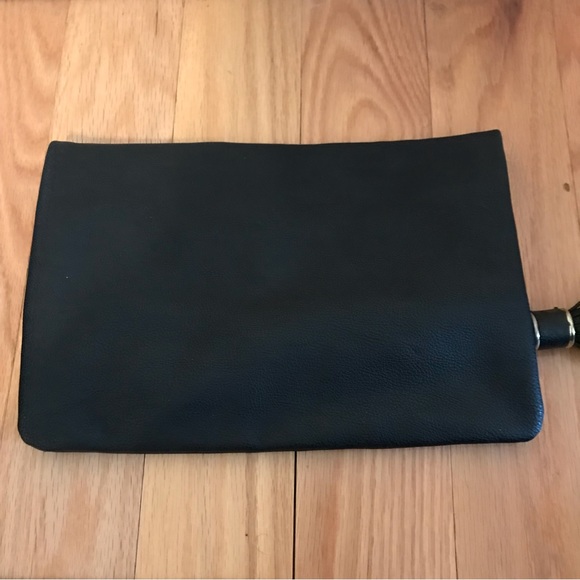 H&M faux leather clutch with tassle - Picture 6 of 9